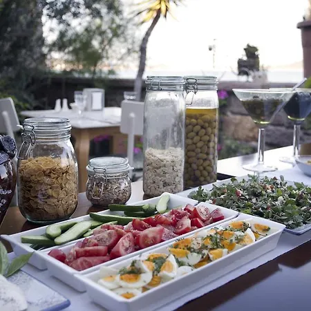 Beyaz Yali Guest house *
